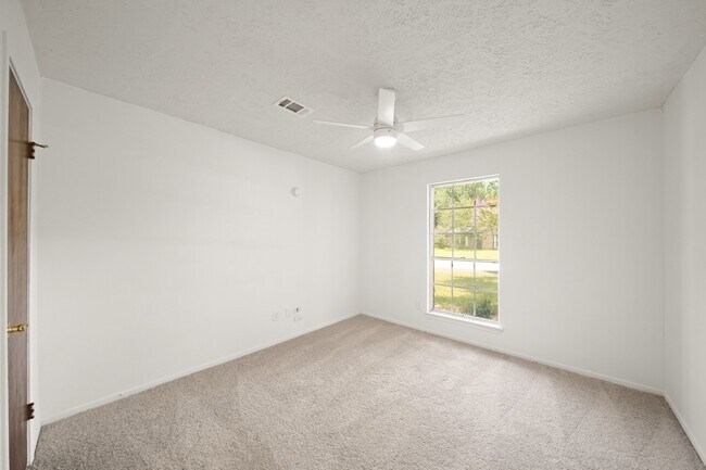 Building Photo - 2531 Anzalone Dr
