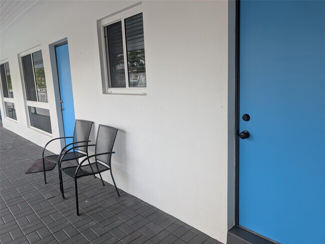 Building Photo - 3217 NE 9th St