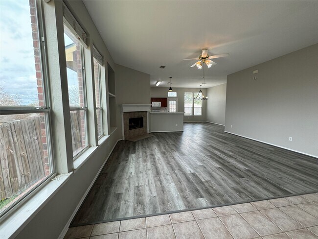 Building Photo - 13196 Miller Ln