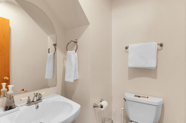 Building Photo - 7415 204th St SW