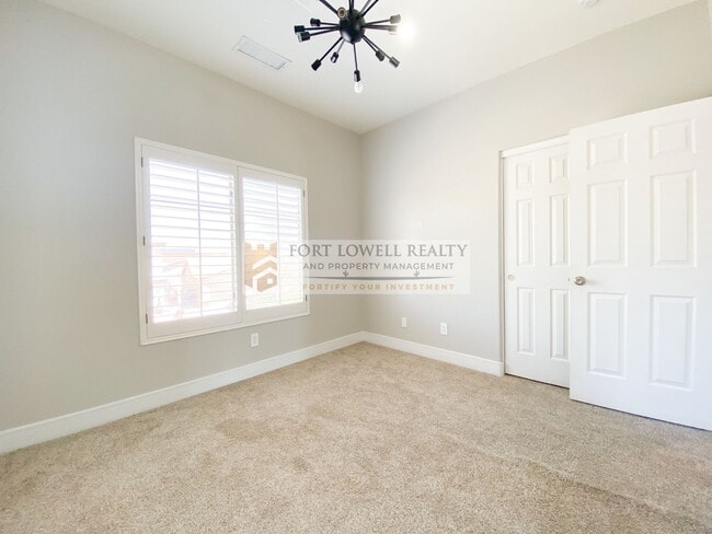Building Photo - Beautiful Home in LAVEEN Arizona available 6.12.26 / 4 Bed/ 3bath