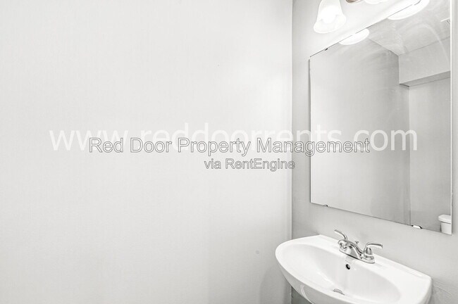 Building Photo - 2313 Trefoil Dr