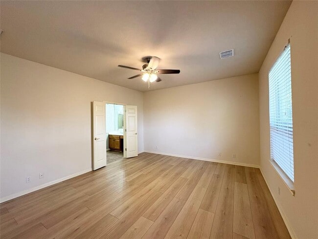Building Photo - 7006 Rambollet Terrace