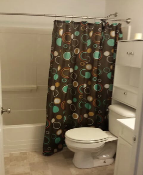 Building Photo - 1441 N Genoa Clay Center Rd