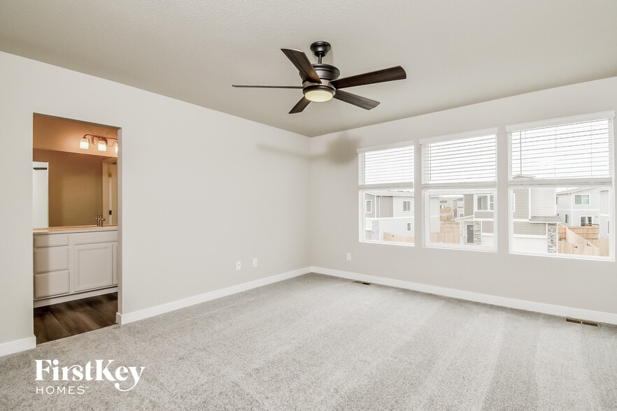 Building Photo - 11131 Murrelet Dr