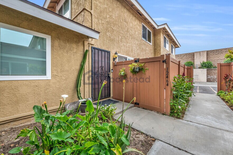 Building Photo - 12464 Rancho Vista Dr