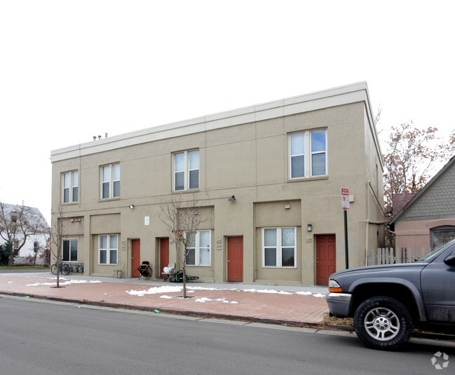 Building Photo - Fox Street Apartments