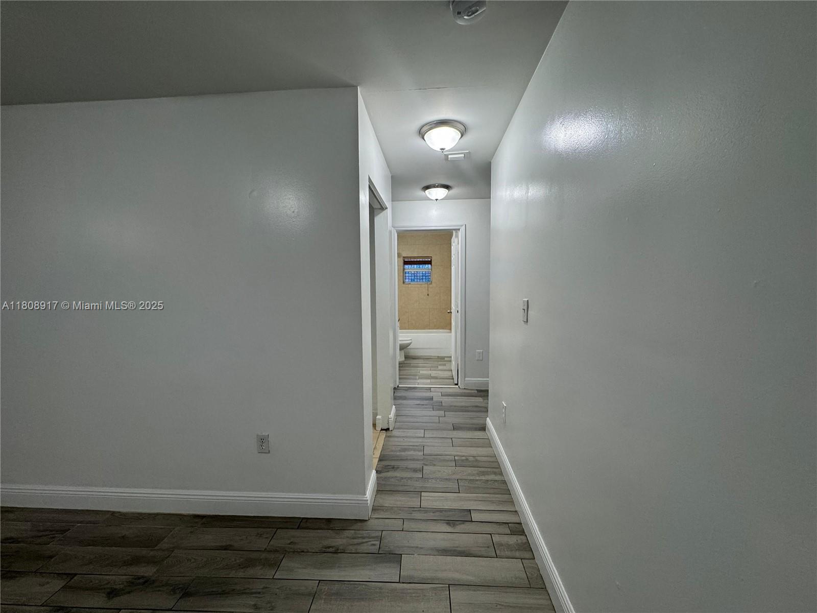 Building Photo - 22250 Miami Ave