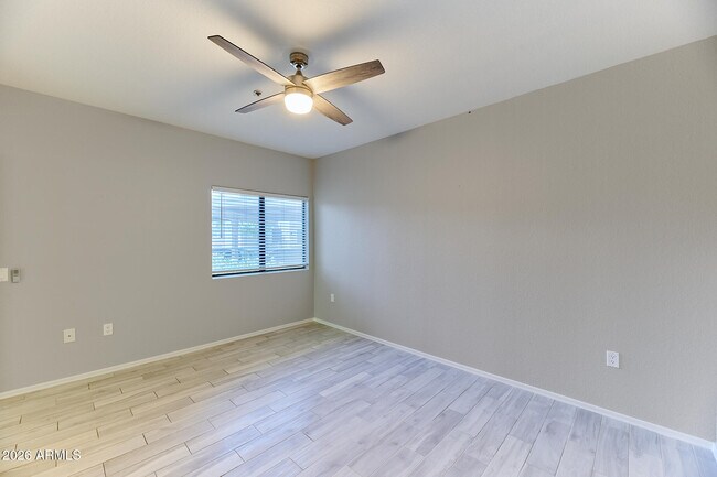 Building Photo - 9555 E Raintree Dr