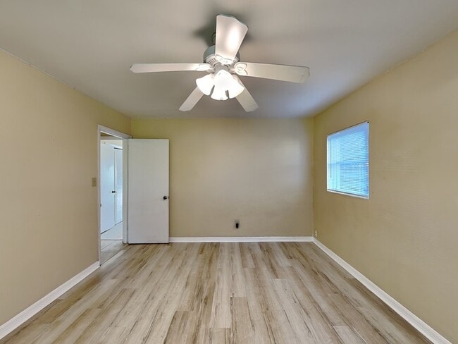 Building Photo - 2512 Sea Breeze Ct