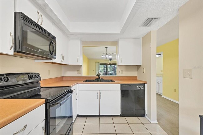 Building Photo - 4414 Spicewood Dr