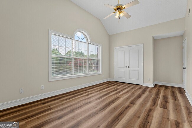 Building Photo - 116 Summer Leigh Dr
