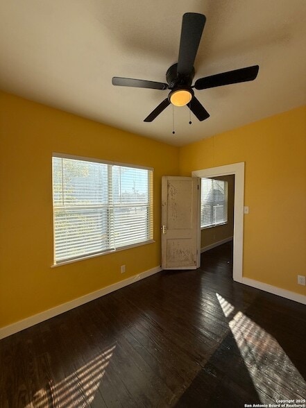 Building Photo - 317 E Myrtle St