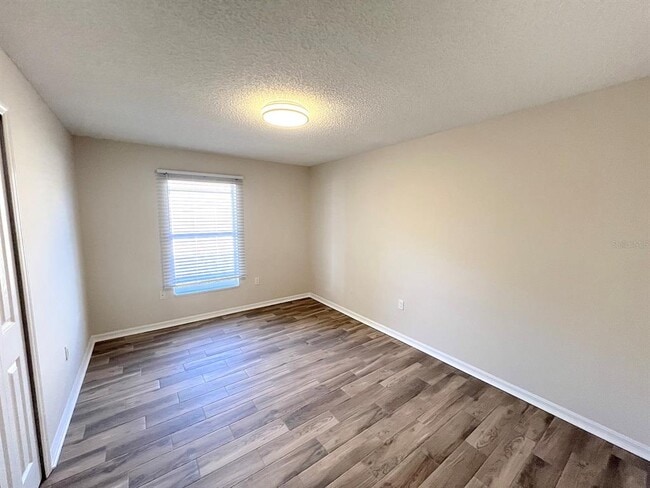 Building Photo - 48 Pennsylvania Ln