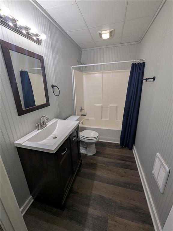 Building Photo - 58 Pinewood Dr