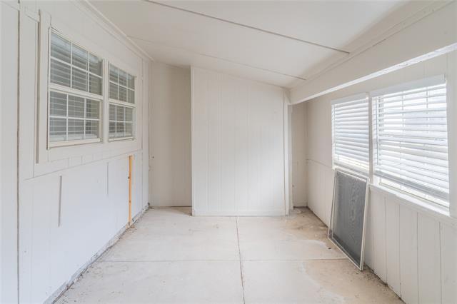 Building Photo - 3437 Knoll Point Dr