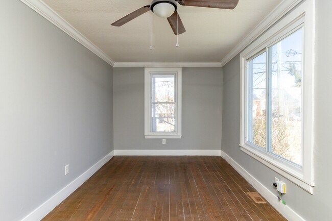 Building Photo - 1900 Edgewood Ave