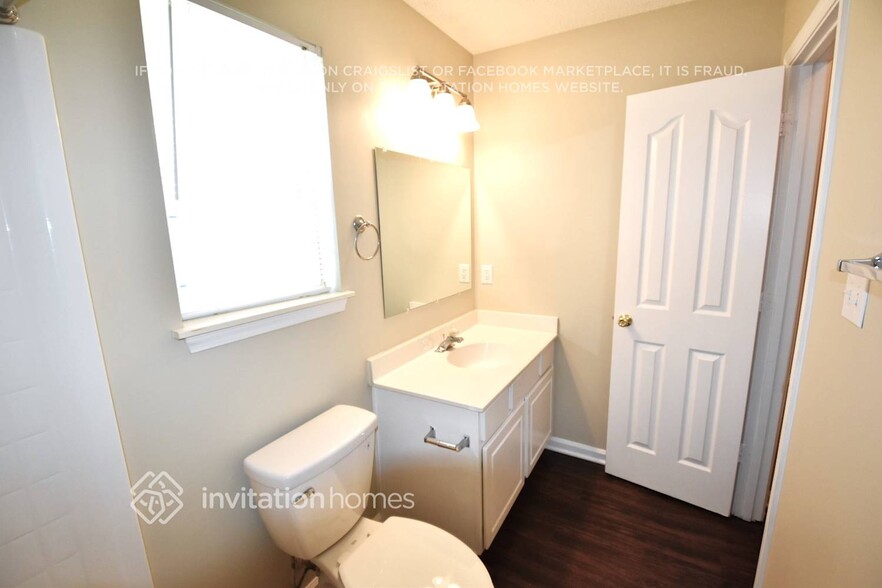 Building Photo - 11934 Brownestone View Dr