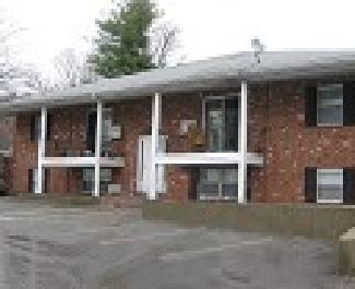 Building Photo - 3 Pearson St