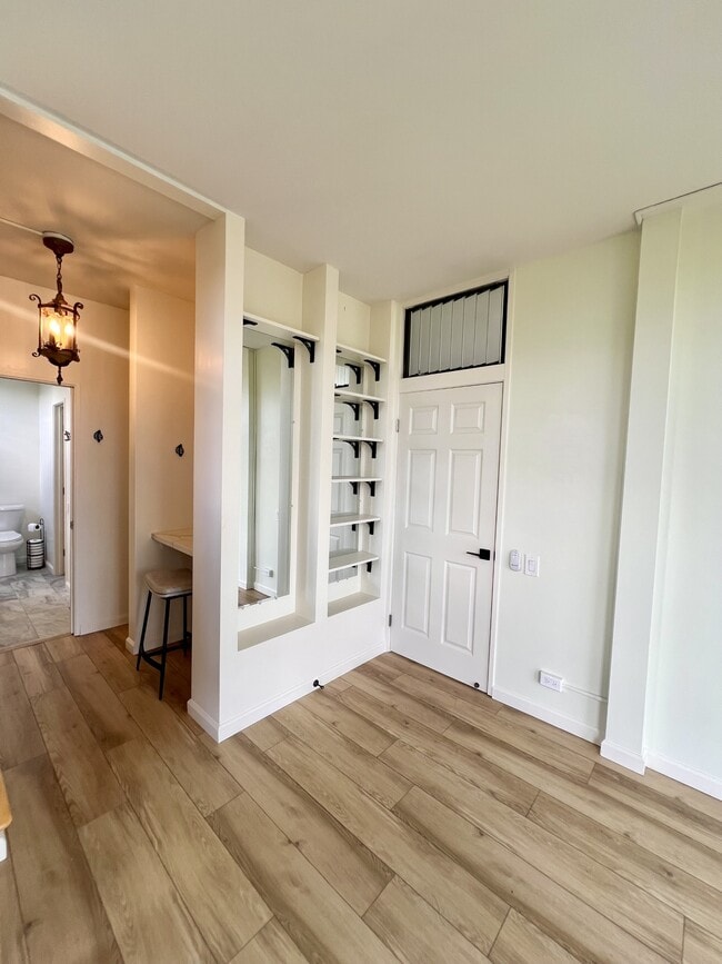 Building Photo - 1030 Aoloa Pl