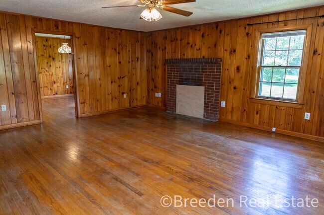 Building Photo - 8321 NC-181