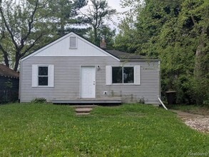 Building Photo - 54 E Princeton Ave