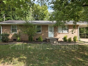 Building Photo - 206 Highland Ave