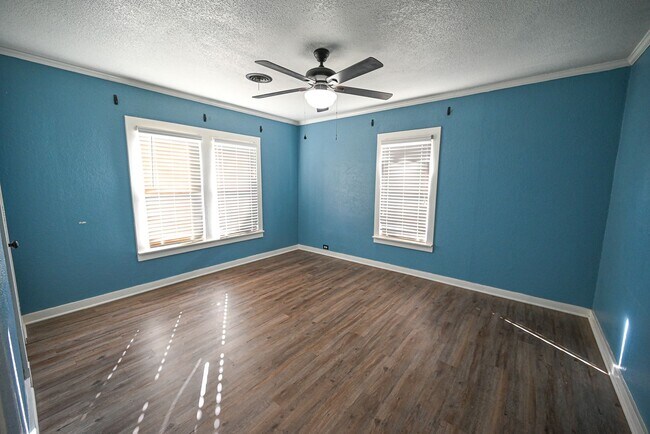 Building Photo - Charming 3 Bed 2 Bath - 1400 SQFT Decatur TX