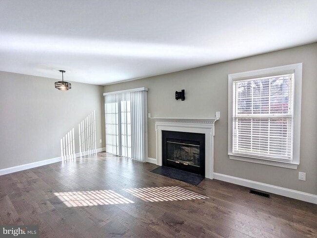 Building Photo - 54 Piccadilly Cir