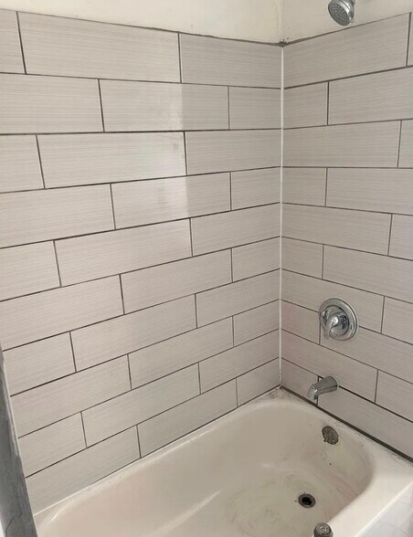 Building Photo - 2663 Webb St