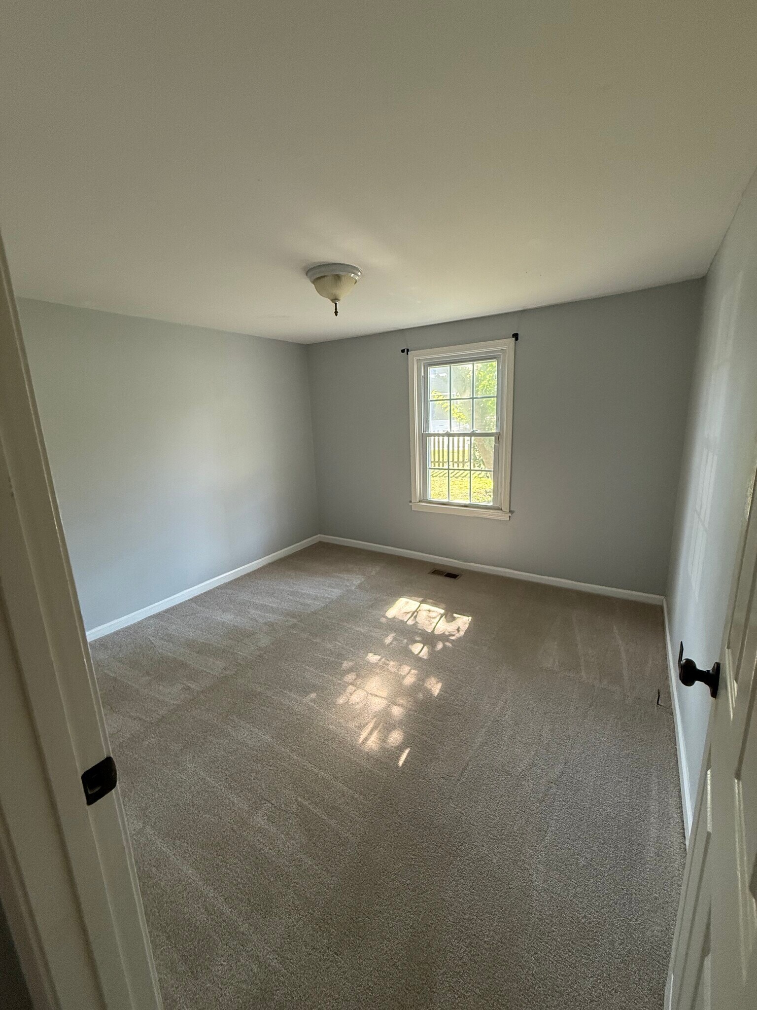 Downstairs bedroom A - 1624 Porter Ave