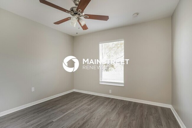 Building Photo - 3 Bedroom Pet-Friendly Home in Cape Coral,...