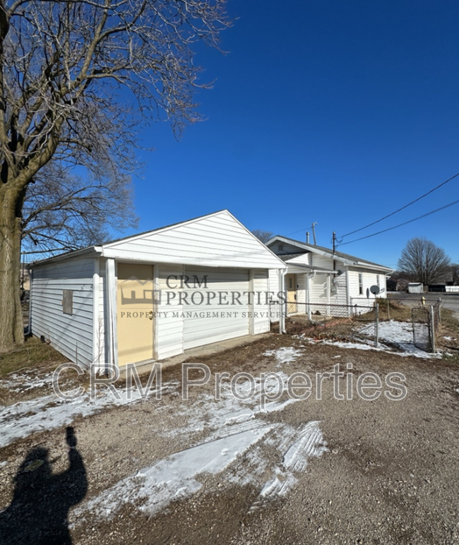 Building Photo - 2119 N Washington St