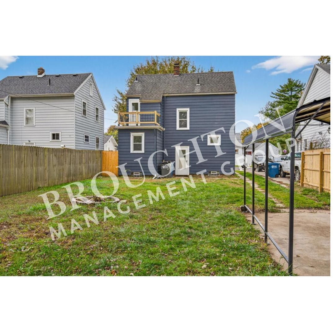 Building Photo - 5848 Acoma Dr