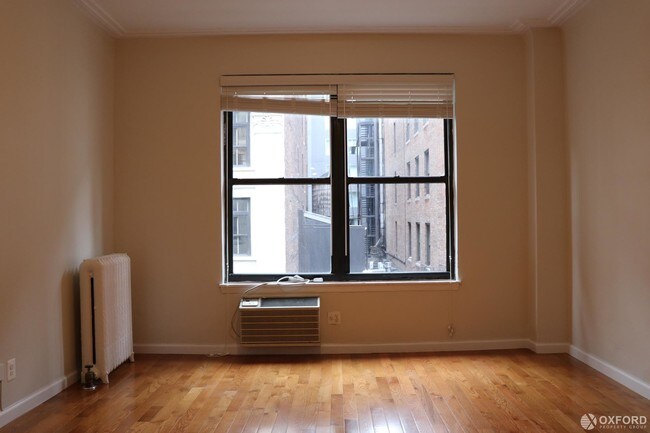 Building Photo - 11 East 32nd Street