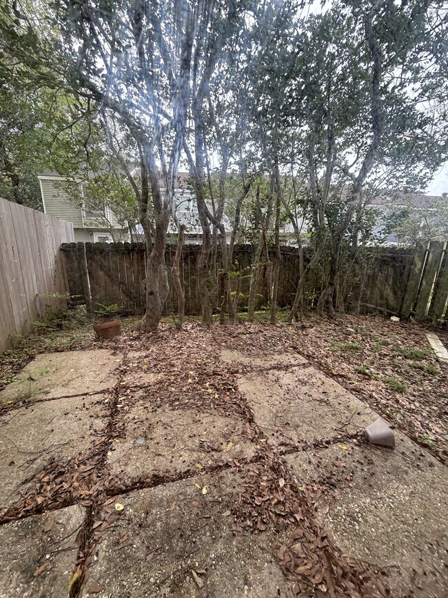 Building Photo - 315 Sidney Martin Rd