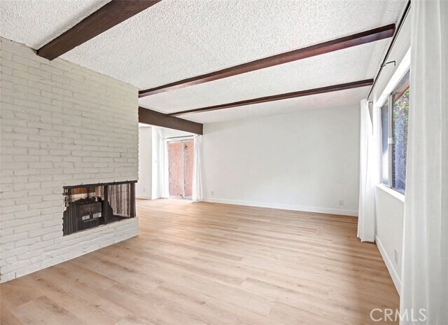 Building Photo - 4413 Canoga Dr