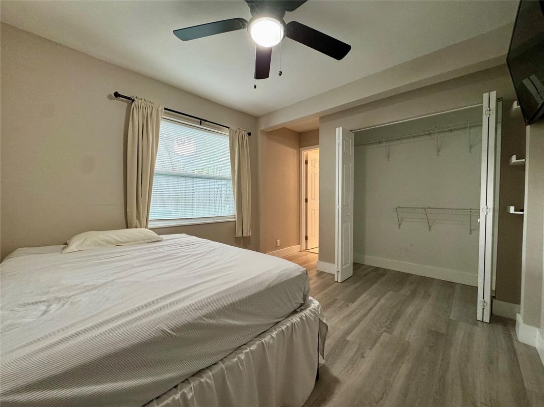 Building Photo - 1871 NW 31st Ave