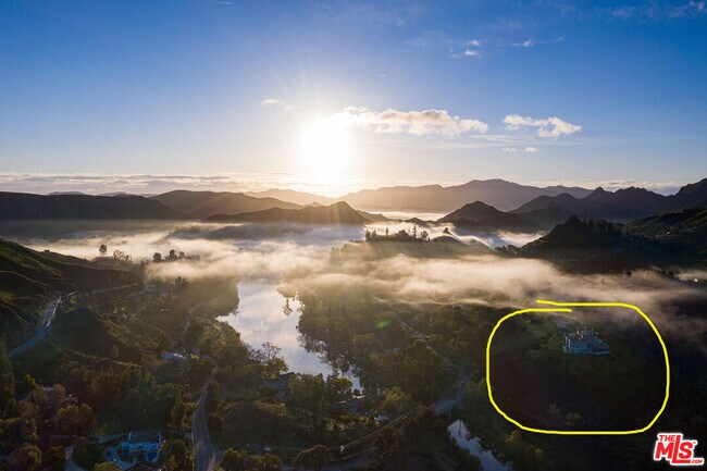 Building Photo - 29282 Circle Dr