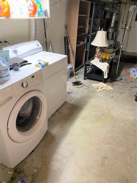 Building Photo - 61 6th St