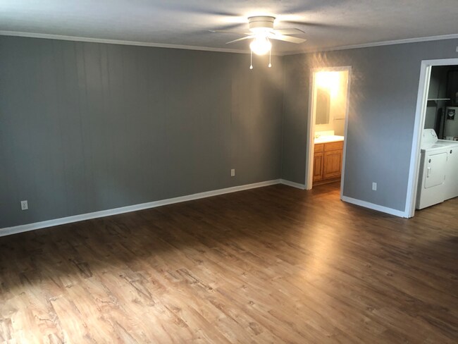 Building Photo - 2 Hapgood Hill