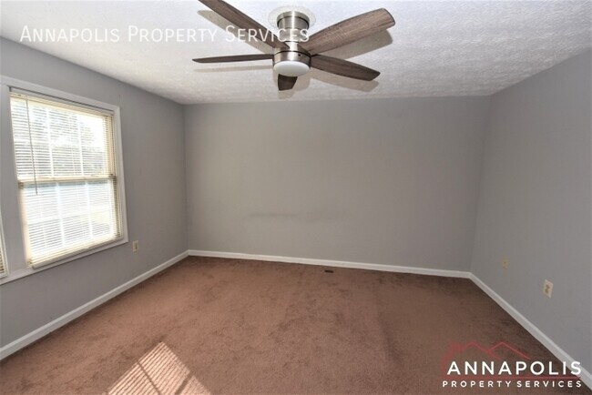 Building Photo - 2455 Warm Spring Way