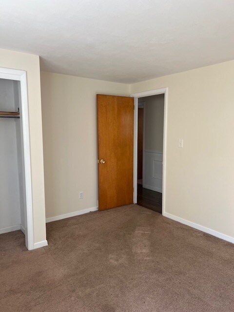 Building Photo - 1713 Caleb Ave