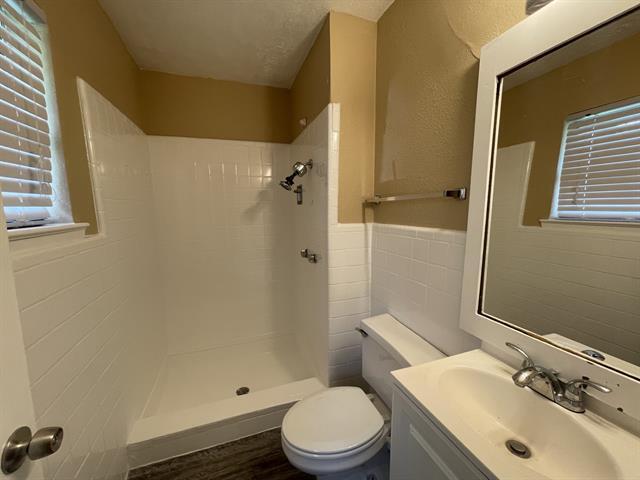 Building Photo - 2310 Gilbert Cir