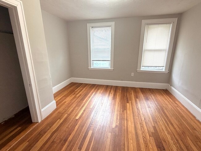 Building Photo - 182 Princeton Ave