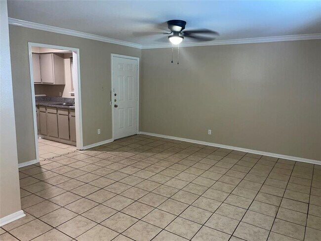 Building Photo - 4711 Palisade Dr