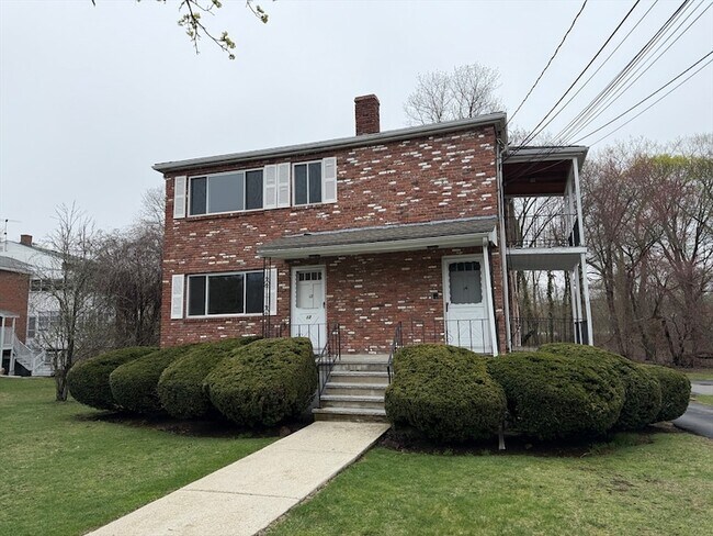 Building Photo - 12 Kippy Dr