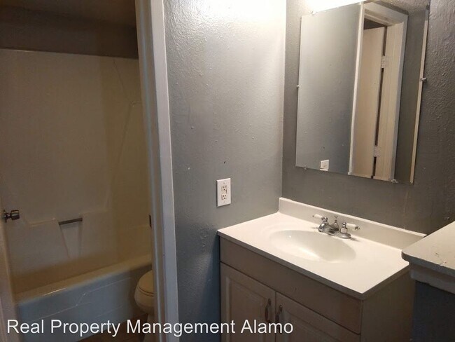 Building Photo - 3414 W Martin St