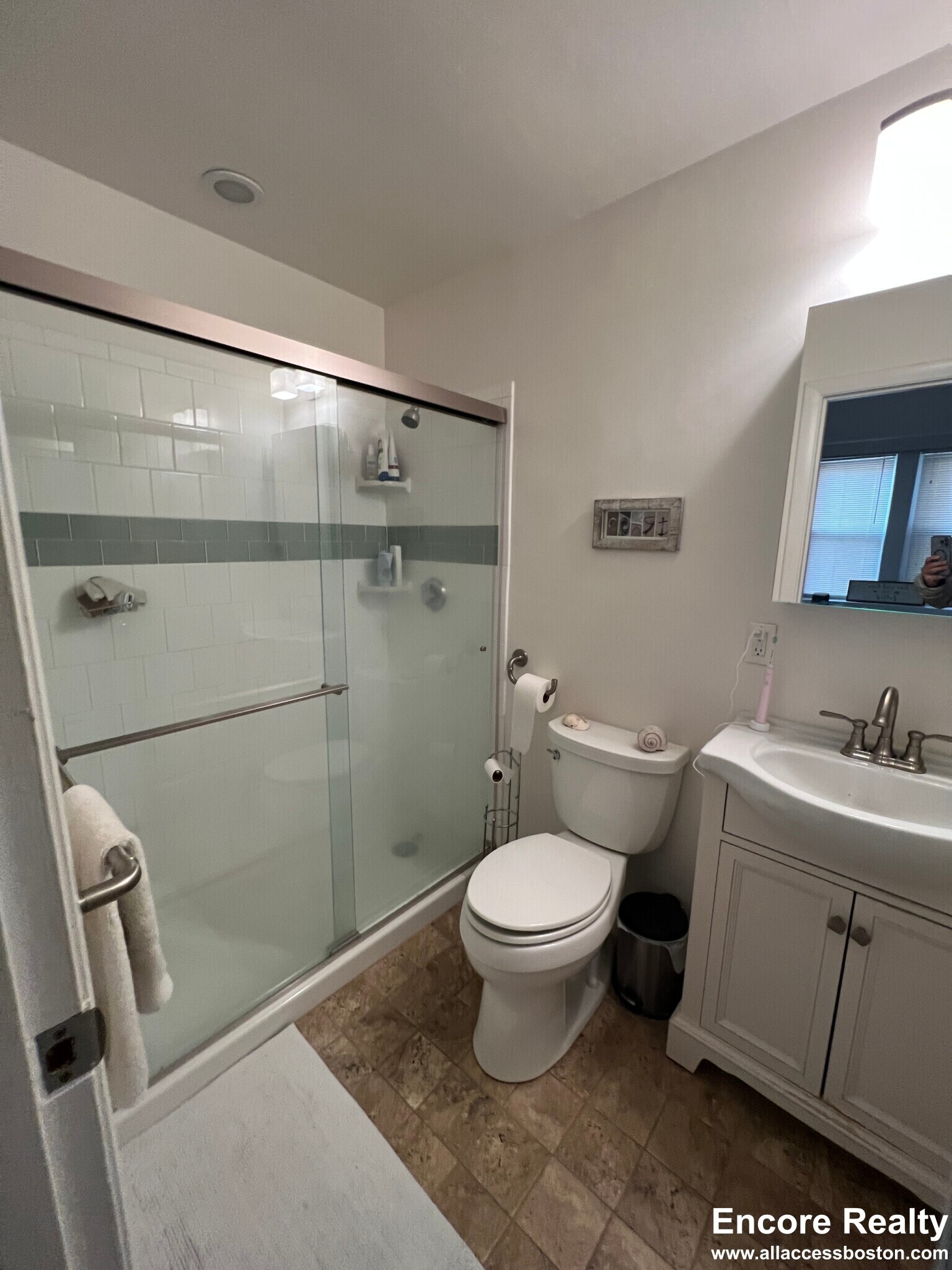 Building Photo - 202 St Paul St