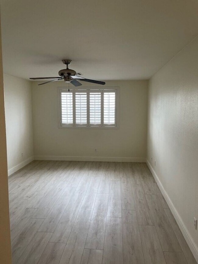 Building Photo - Beautiful 2 bedrooms